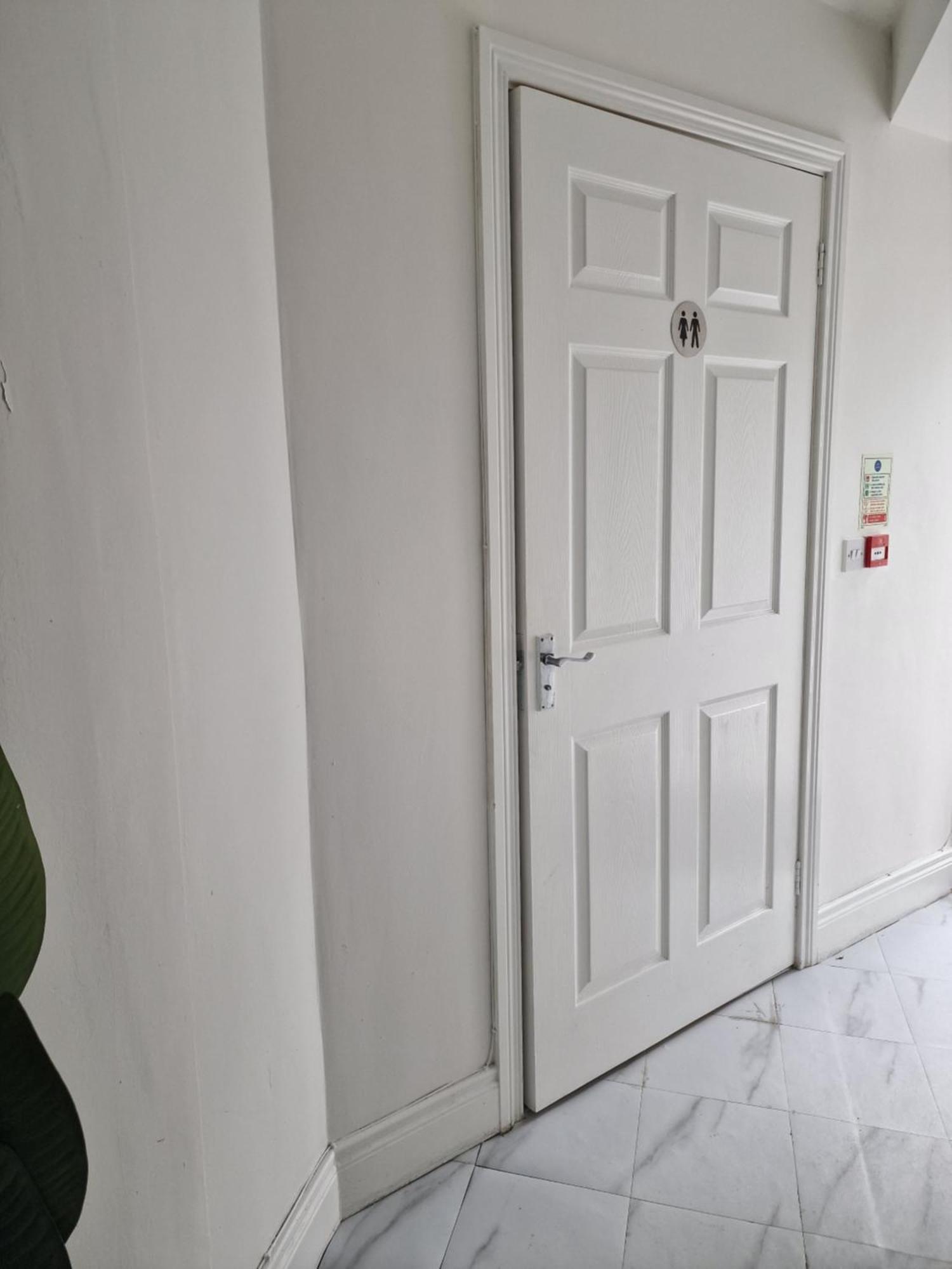 Aunty Katie'S House, Ni Tourist Board Certified & Located On The Main Oldpark Road To Belfast, With Free Continental Breakfast & Free Ultra Fast Sky Internet, Free Sky Sports & Free Sky Cinema, Self-Check In After 10Pm Gmt Hostel Eksteriør bilde