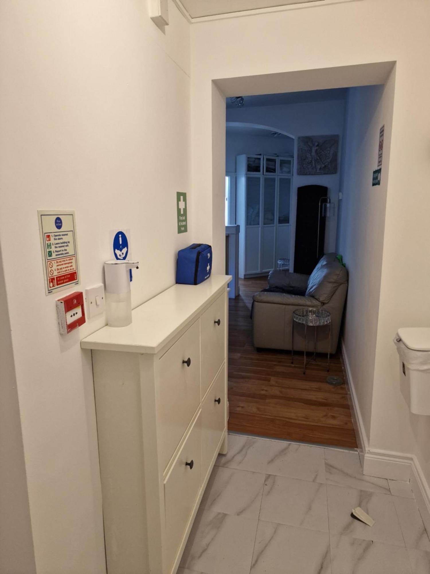 Aunty Katie'S House, Ni Tourist Board Certified & Located On The Main Oldpark Road To Belfast, With Free Continental Breakfast & Free Ultra Fast Sky Internet, Free Sky Sports & Free Sky Cinema, Self-Check In After 10Pm Gmt Hostel Eksteriør bilde