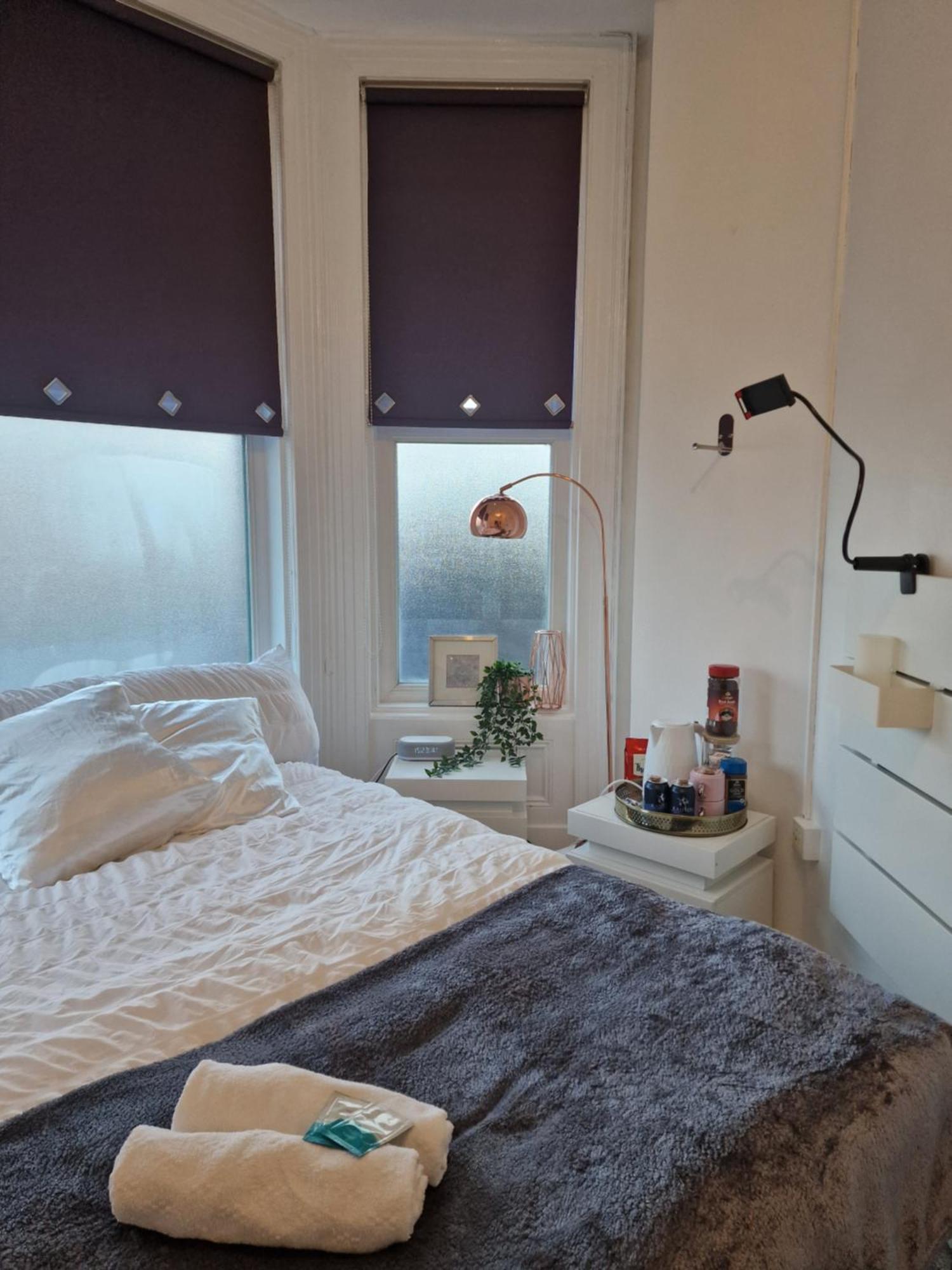 Aunty Katie'S House, Ni Tourist Board Certified & Located On The Main Oldpark Road To Belfast, With Free Continental Breakfast & Free Ultra Fast Sky Internet, Free Sky Sports & Free Sky Cinema, Self-Check In After 10Pm Gmt Hostel Eksteriør bilde